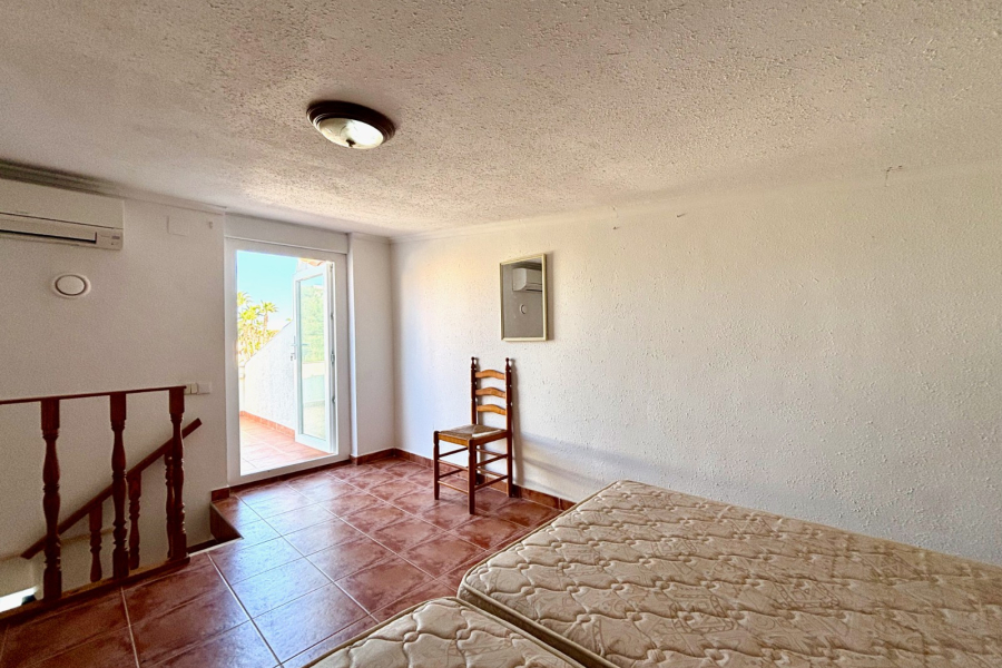 Resale - Radhus / Duplex - Torrevieja  - La Mata