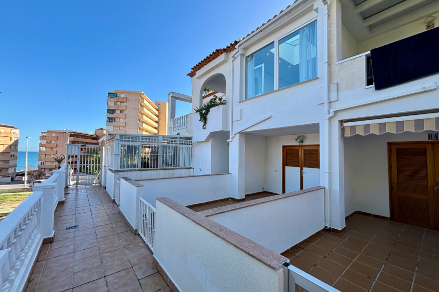 Resale - Radhus / Duplex - Torrevieja  - La Mata