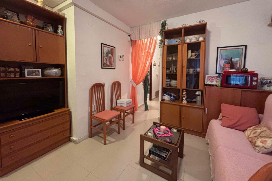 Resale - Apartamento/Bungalow - Torrevieja  - La Mata