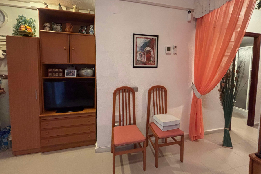 Resale - Apartamento/Bungalow - Torrevieja  - La Mata