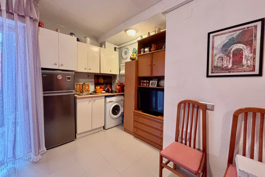 Resale - Apartamento/Bungalow - Torrevieja  - La Mata