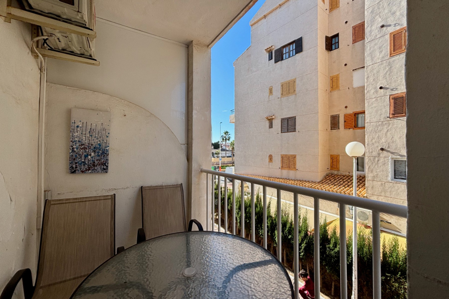 Resale - Apartamento/Bungalow - Torrevieja  - Lomas del Mar