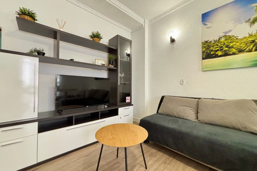 Resale - Apartamento/Bungalow - Torrevieja  - Lomas del Mar