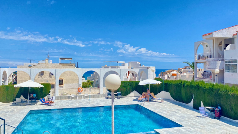 Lägenhet / Bungalow  - Resale - Torrevieja  - Lomas del Mar