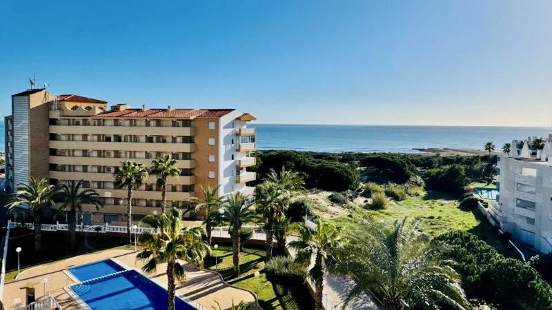 Lägenhet / Bungalow  - Resale - Torrevieja  - La Mata