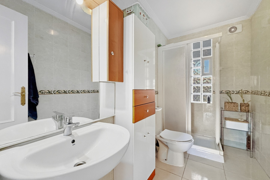 Resale - Apartment/Bungalow - Torrevieja  - La Mata