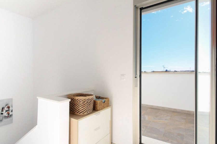 Resale - Townhouse / Duplex - Torrevieja  - Aguas Nuevas