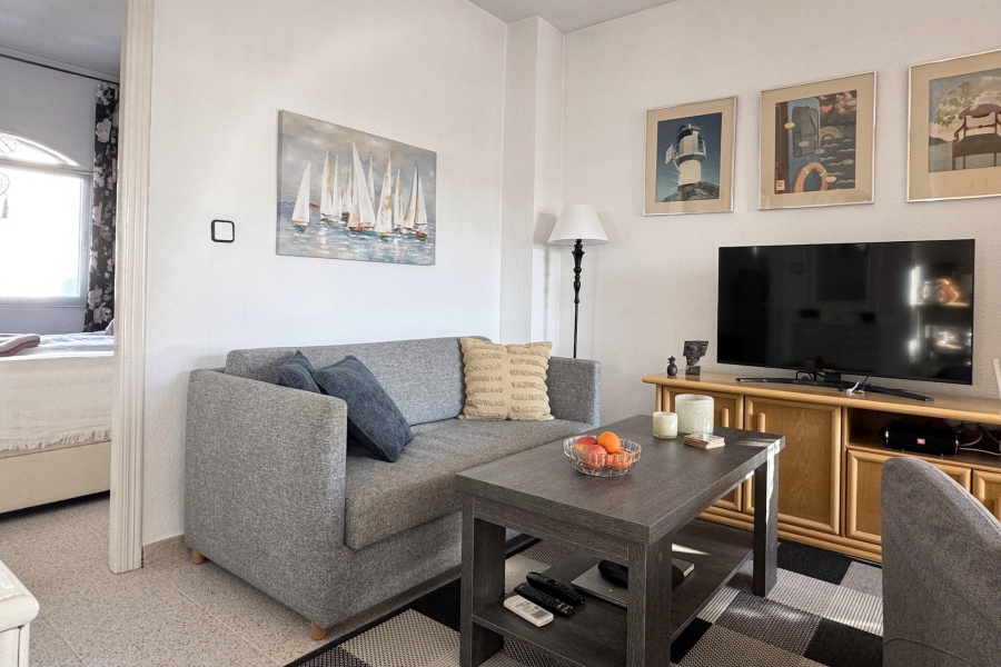 Resale - Lägenhet / Bungalow  - Torrevieja  - La Rosaleda - Los Frutales