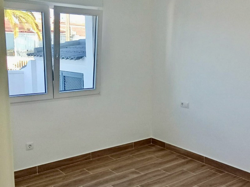 Resale - Villa / Semi detached - Ciudad Quesada