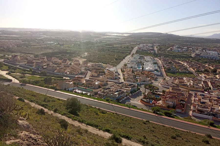 Resale - Villa / Semi detached - Ciudad Quesada