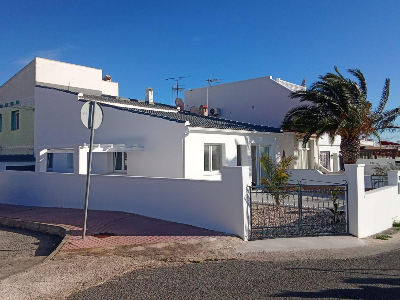 Villa - Bruktboliger - Ciudad Quesada - EC09253