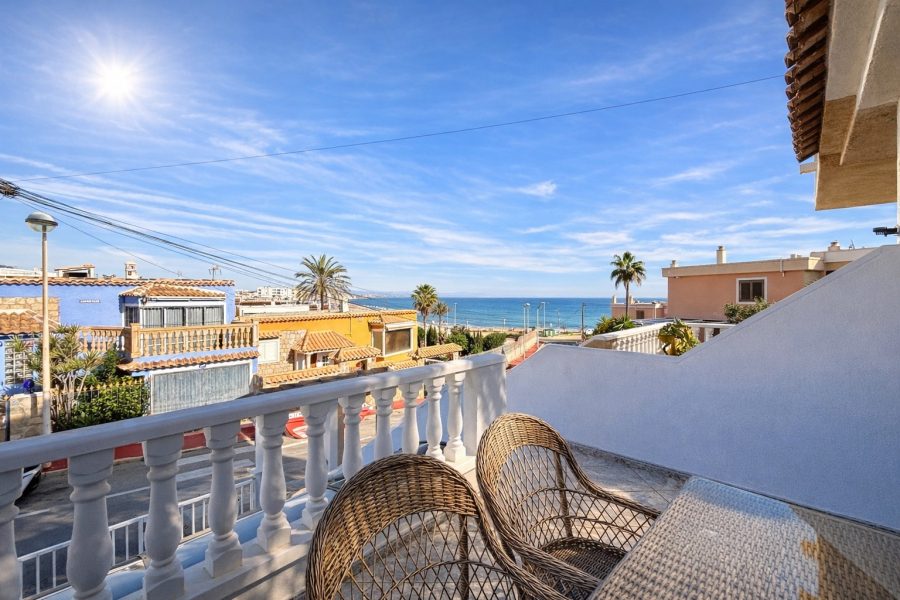 Resale - Radhus / Duplex - Torrevieja  - La Mata