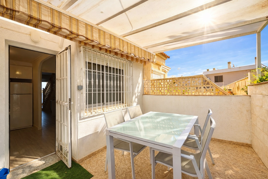 Resale - Radhus / Duplex - Torrevieja  - La Mata