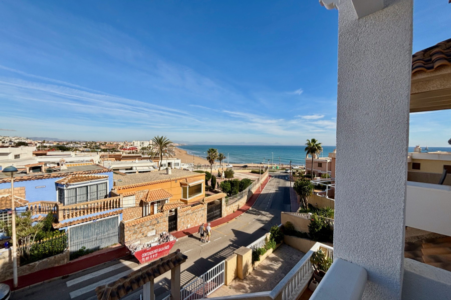 Resale - Radhus / Duplex - Torrevieja  - La Mata