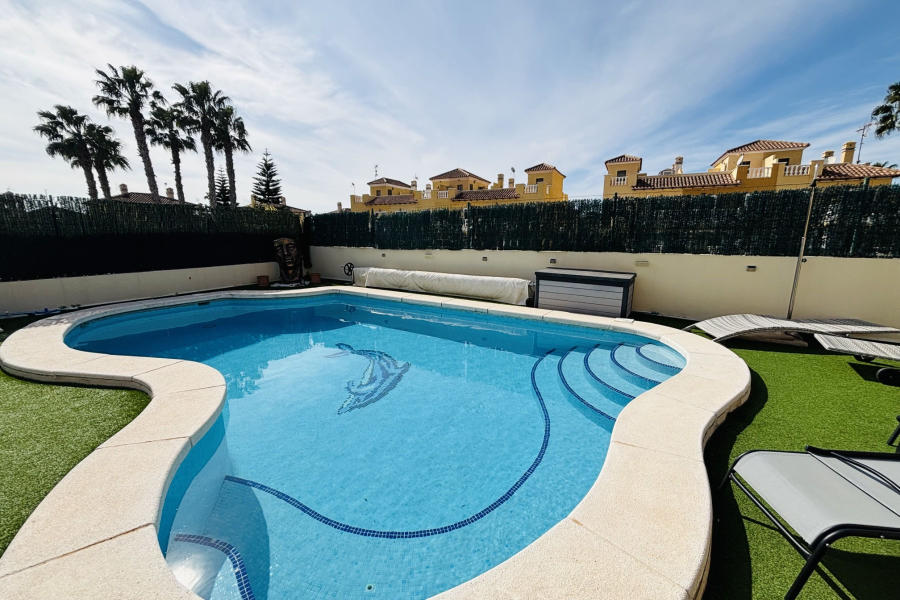 Resale - Villa - Guardamar del Segura - El Raso