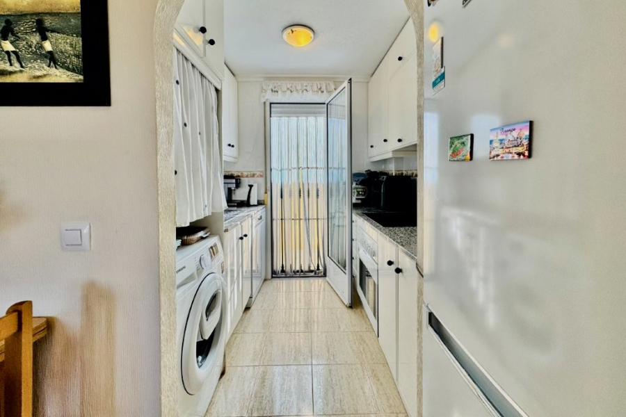 Resale - Lägenhet / Bungalow  - Torrevieja  - La Mata