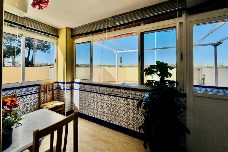 Resale - Lägenhet / Bungalow  - Torrevieja  - La Mata