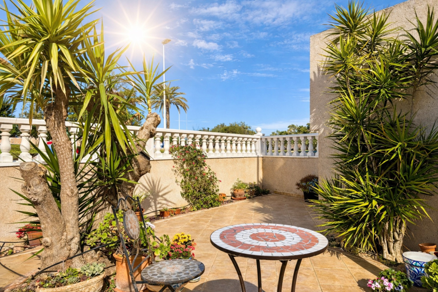 Resale - Lägenhet / Bungalow  - Torrevieja  - Aguas Nuevas