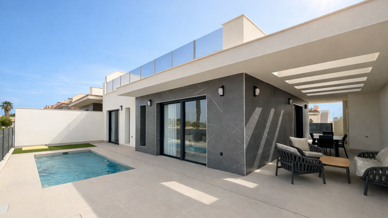 Villa / Semi detached - New Build - Torrevieja  - Aguas Nuevas