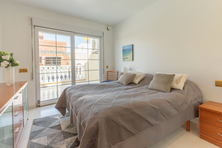 Pārdošana pēc lietošanas - Dzīvoklis/Bungalo - Torrevieja  - Los Locos