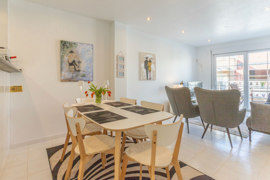 Pārdošana pēc lietošanas - Dzīvoklis/Bungalo - Torrevieja  - Los Locos