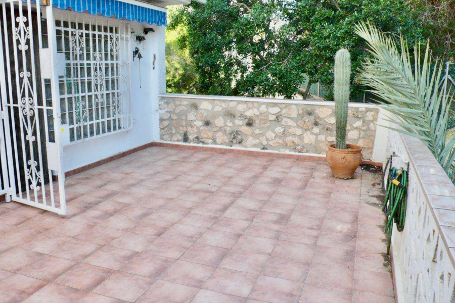 Resale - Villa / Semi detached - Torrevieja  - Lomas del Mar