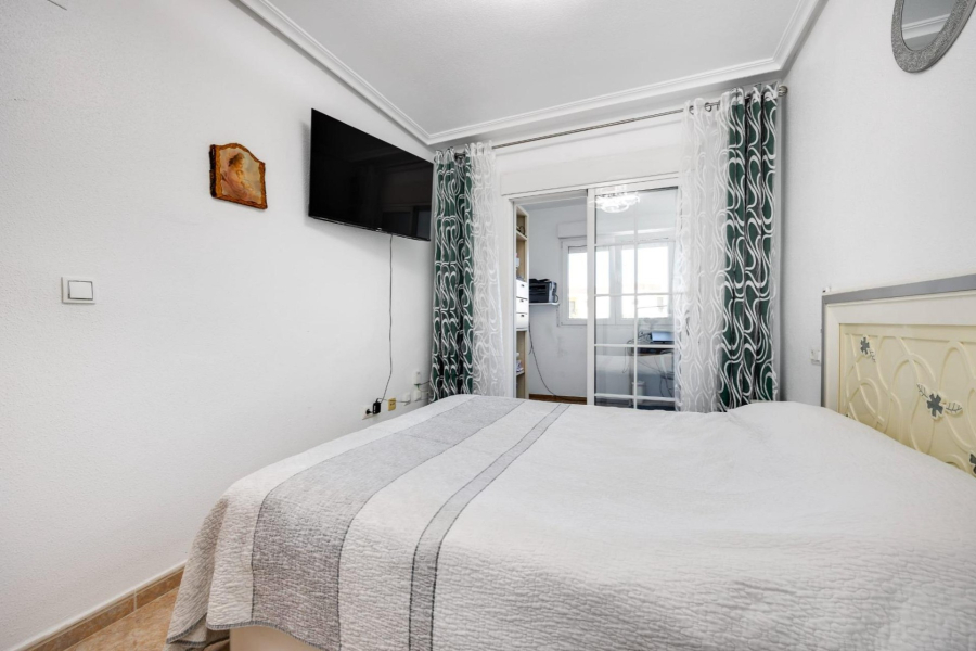 Z drugiej ręki - Dom szeregowy / Dwulokalowy - Torrevieja  - Aguas Nuevas