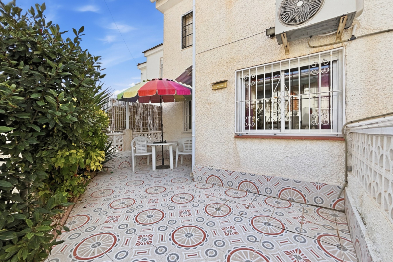 Apartment/Bungalow - Resale - Torrevieja  - Lomas del Mar