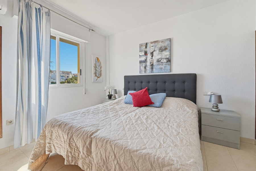 Resale - Lägenhet / Bungalow  - Torrevieja  - Molino Blanco