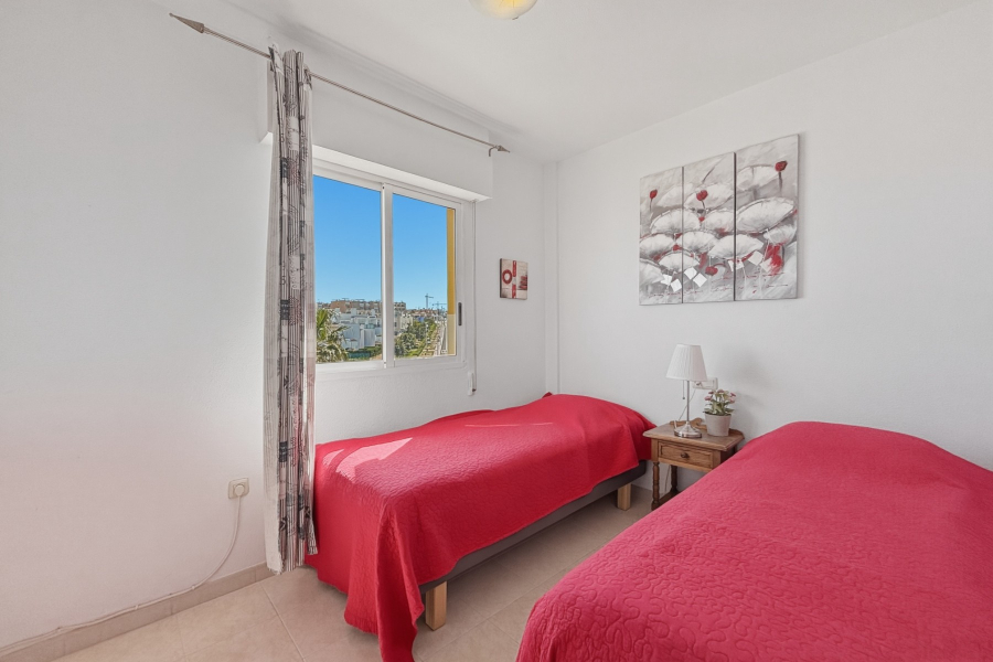 Resale - Lägenhet / Bungalow  - Torrevieja  - Molino Blanco