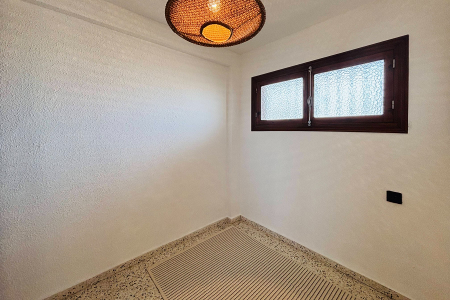 Resale - Lägenhet / Bungalow  - Guardamar del Segura - Pinomar