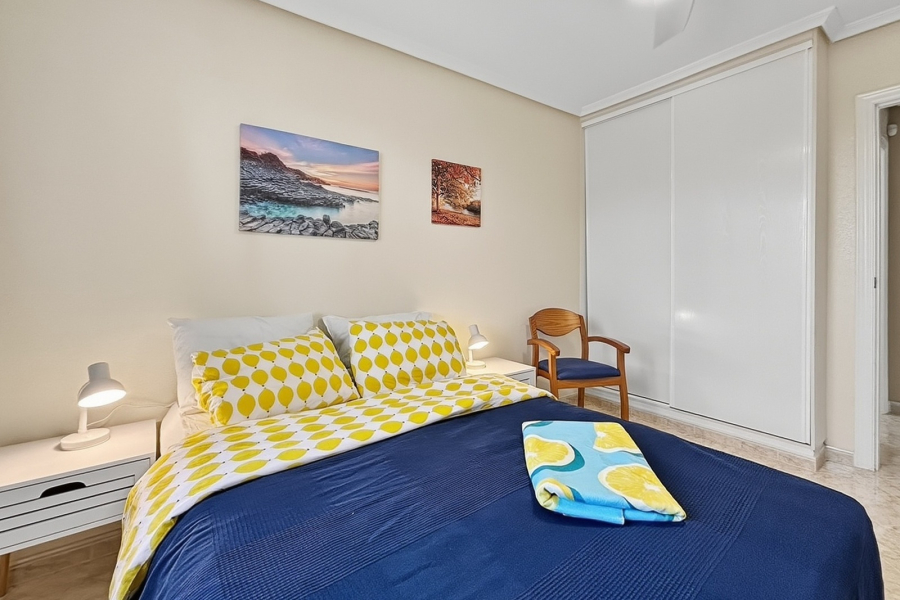 Z drugiej ręki - Willa  - Catral