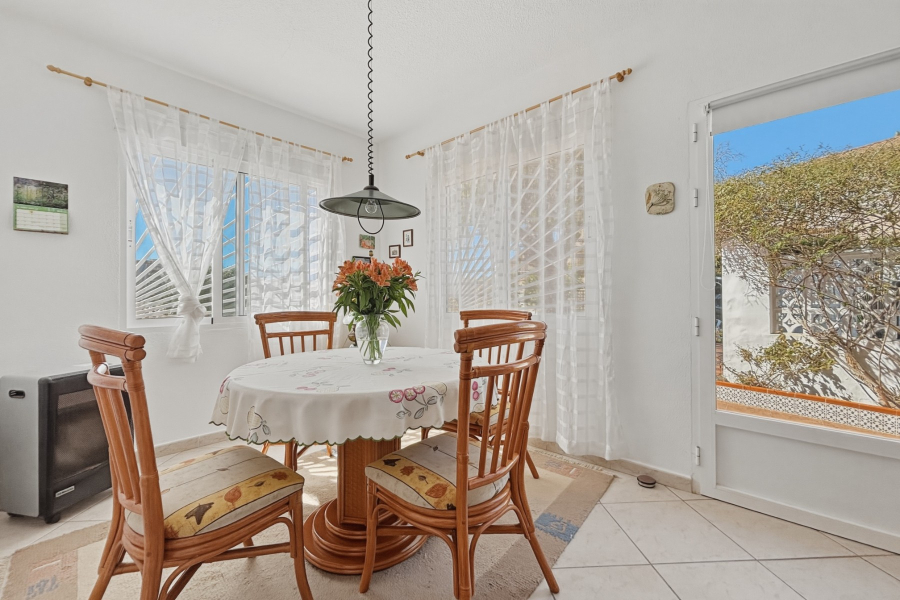 Z drugiej ręki - Apartament/Bungalow - Torrevieja  - Torreblanca