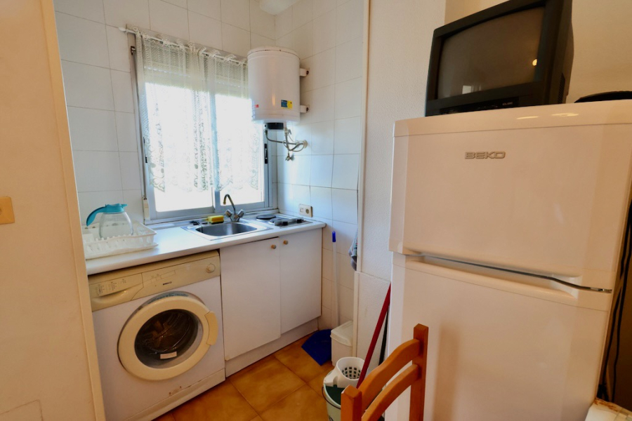 Resale - Lägenhet / Bungalow  - Torrevieja  - La Mata