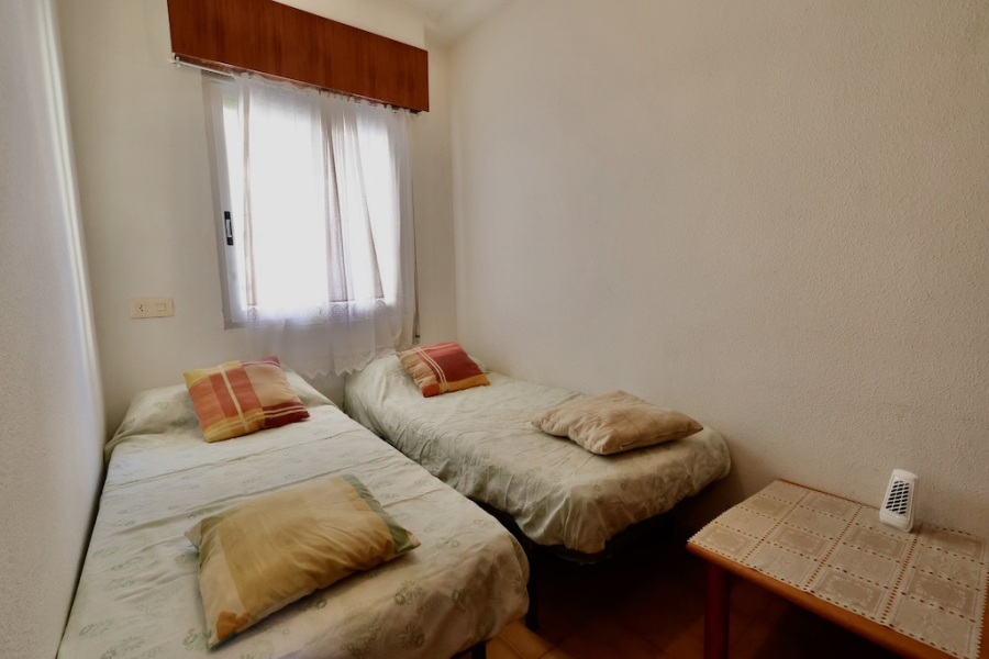 Resale - Lägenhet / Bungalow  - Torrevieja  - La Mata