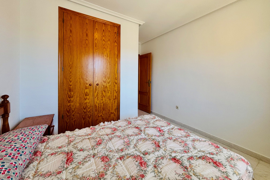 Resale - Apartment/Bungalow - Torrevieja  - La Mata