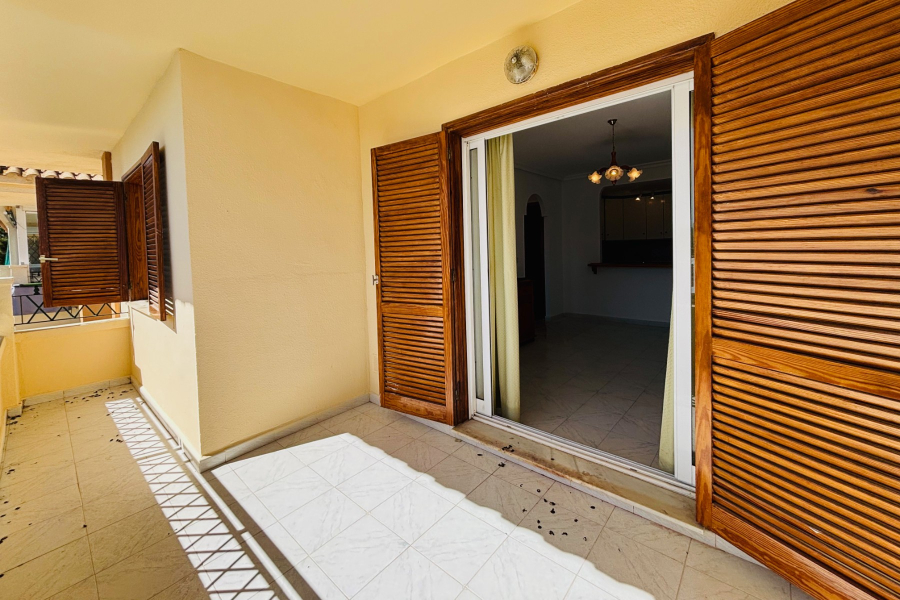 Resale - Apartment/Bungalow - Torrevieja  - La Mata