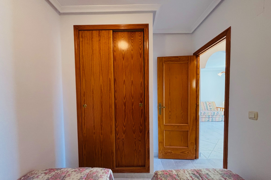 Resale - Apartment/Bungalow - Torrevieja  - La Mata