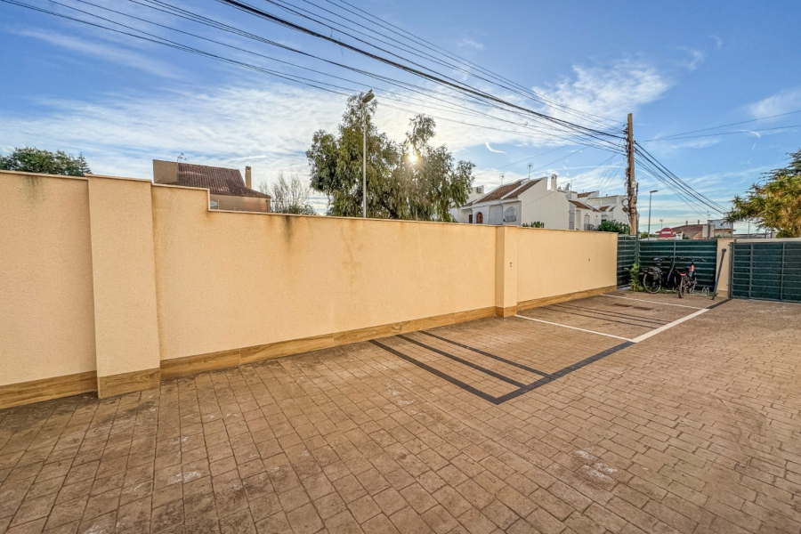 Resale - Apartment/Bungalow - Torrevieja  - Nueva Torrevieja