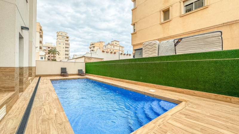 Apartment/Bungalow - Resale - Torrevieja  - Nueva Torrevieja