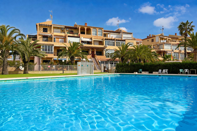 Apartment/Bungalow - Resale - Torrevieja  - La Mata