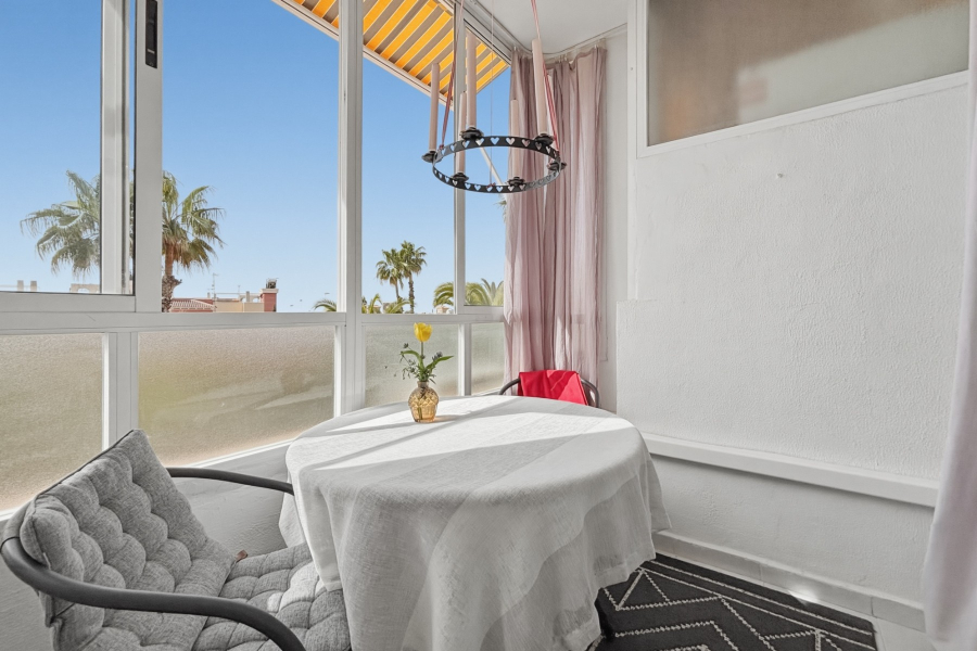Resale - Apartment/Bungalow - Torrevieja  - La Mata
