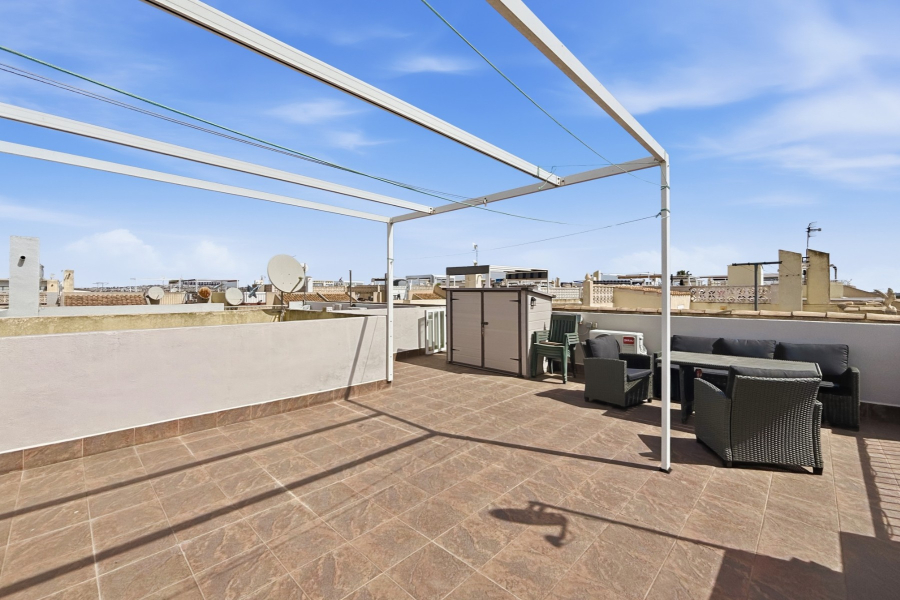 Resale - Lägenhet / Bungalow  - Torrevieja  - San Luis