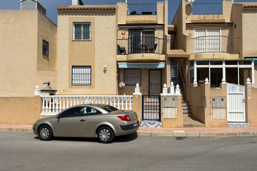 Resale - Lägenhet / Bungalow  - Torrevieja  - San Luis