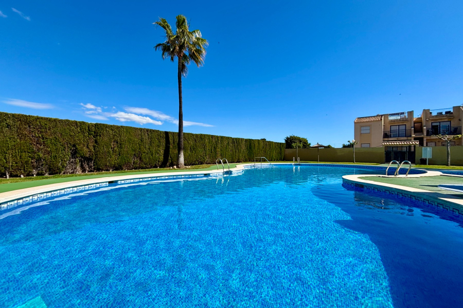 Pārdošana pēc lietošanas - Dzīvoklis/Bungalo - Torrevieja  - San Luis