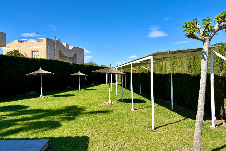 Pārdošana pēc lietošanas - Dzīvoklis/Bungalo - Torrevieja  - San Luis