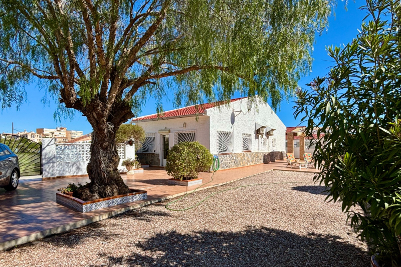 Lägenhet / Bungalow  - Resale - Torrevieja  - Torreblanca