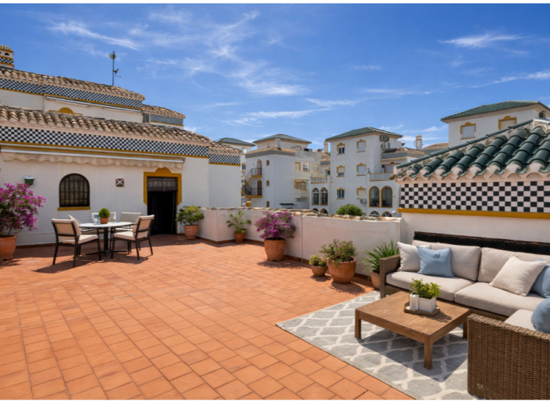 Квартира/Бунгало - Вторичный рынок - Torrevieja  - E001076-23