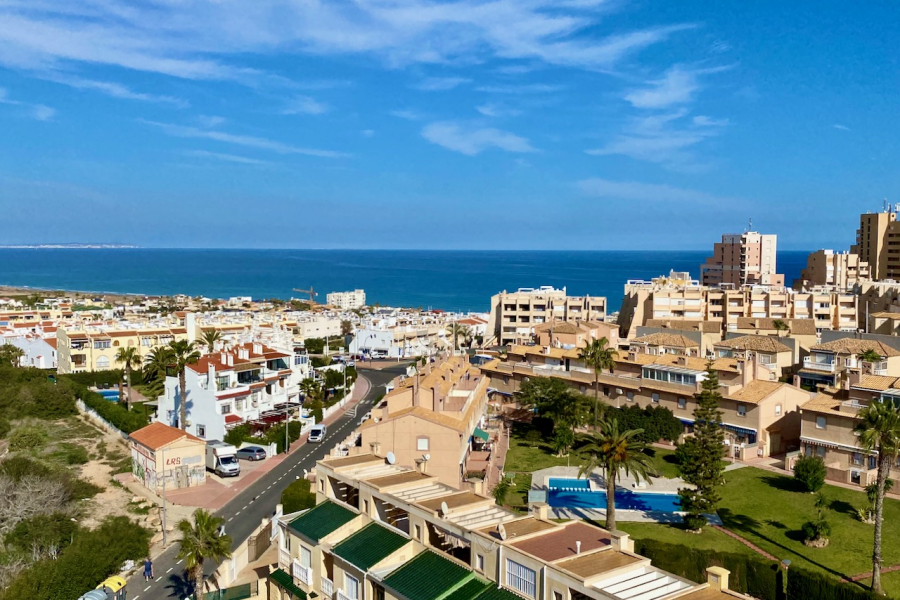 Resale - Lägenhet / Bungalow  - Torrevieja  - La Mata