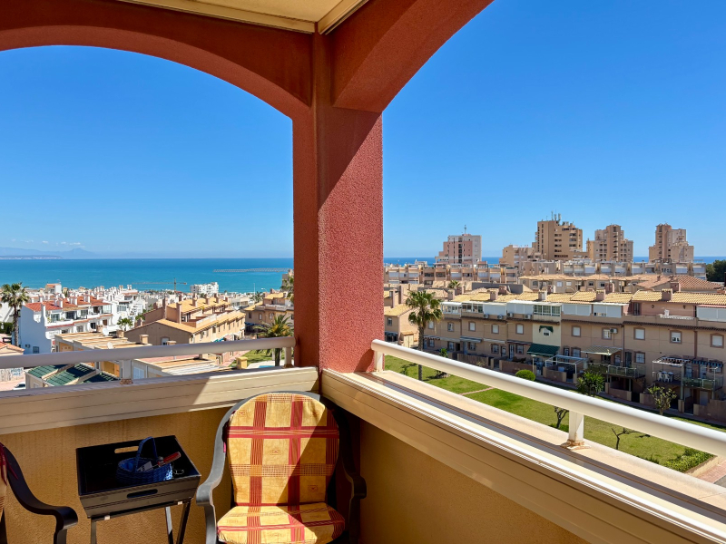Dzīvoklis/Bungalo - Pārdošana pēc lietošanas - Torrevieja  - E001078-35-RESERVADO